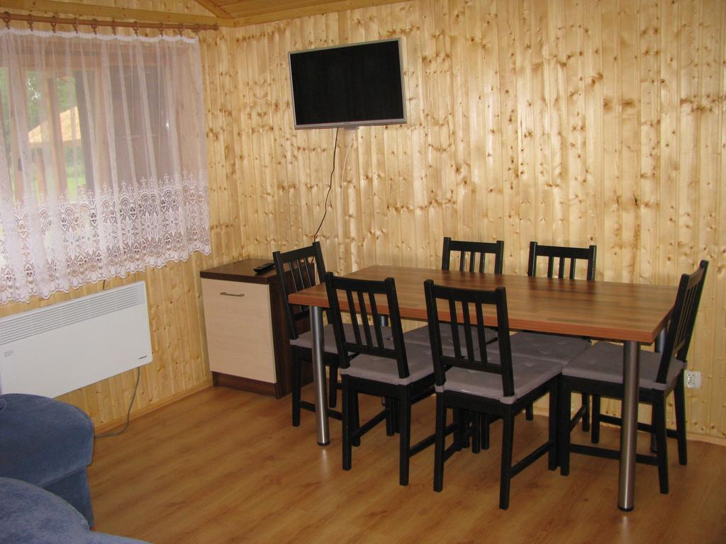 Domki Letniskowe Arkon Strykowo Bagian luar foto
