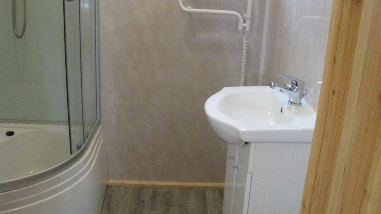 Domki Letniskowe Arkon Strykowo Bagian luar foto